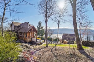 Deer Trl-S1004-003.jpg