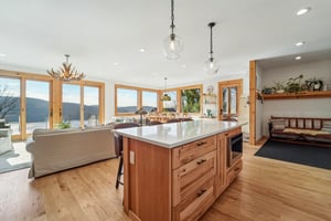 Deer Trl-S1004-012.jpg