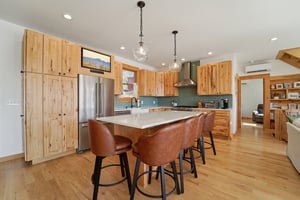 Deer Trl-S1004-014.jpg