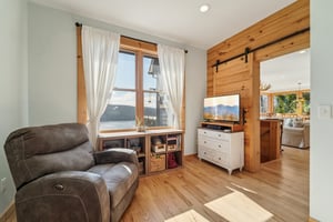 Deer Trl-S1004-016.jpg