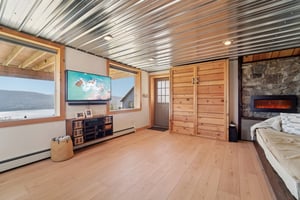 Deer Trl-S1004-021.jpg