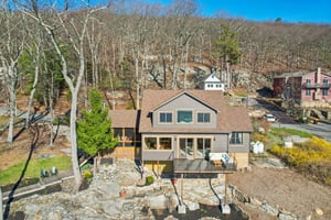 Deer Trl-S1004-059.jpg