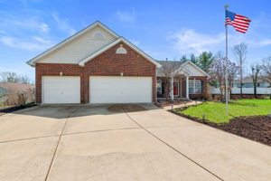 1 Fishers Hill Dr, St Peters, MO 63376, USA Photo 2