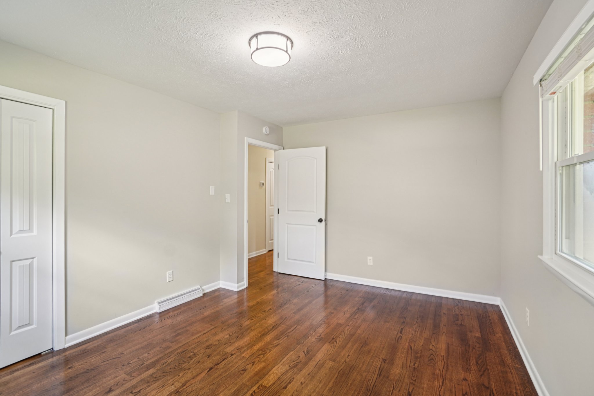 Forest Ln-S0407-020.jpg