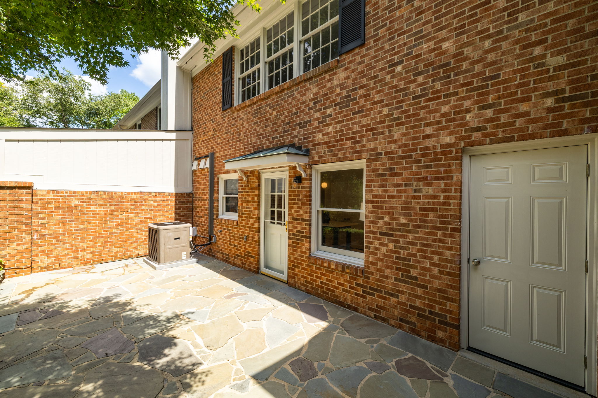 1 Fountain Manor Dr # B-31