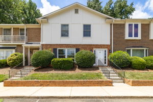 1 Fountain Manor Dr # B-1