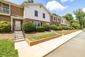 1 Fountain Manor Dr # B-4