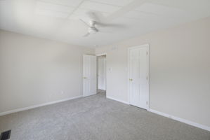 1 Fountain Manor Dr # B-28