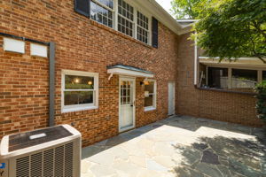 1 Fountain Manor Dr # B-32