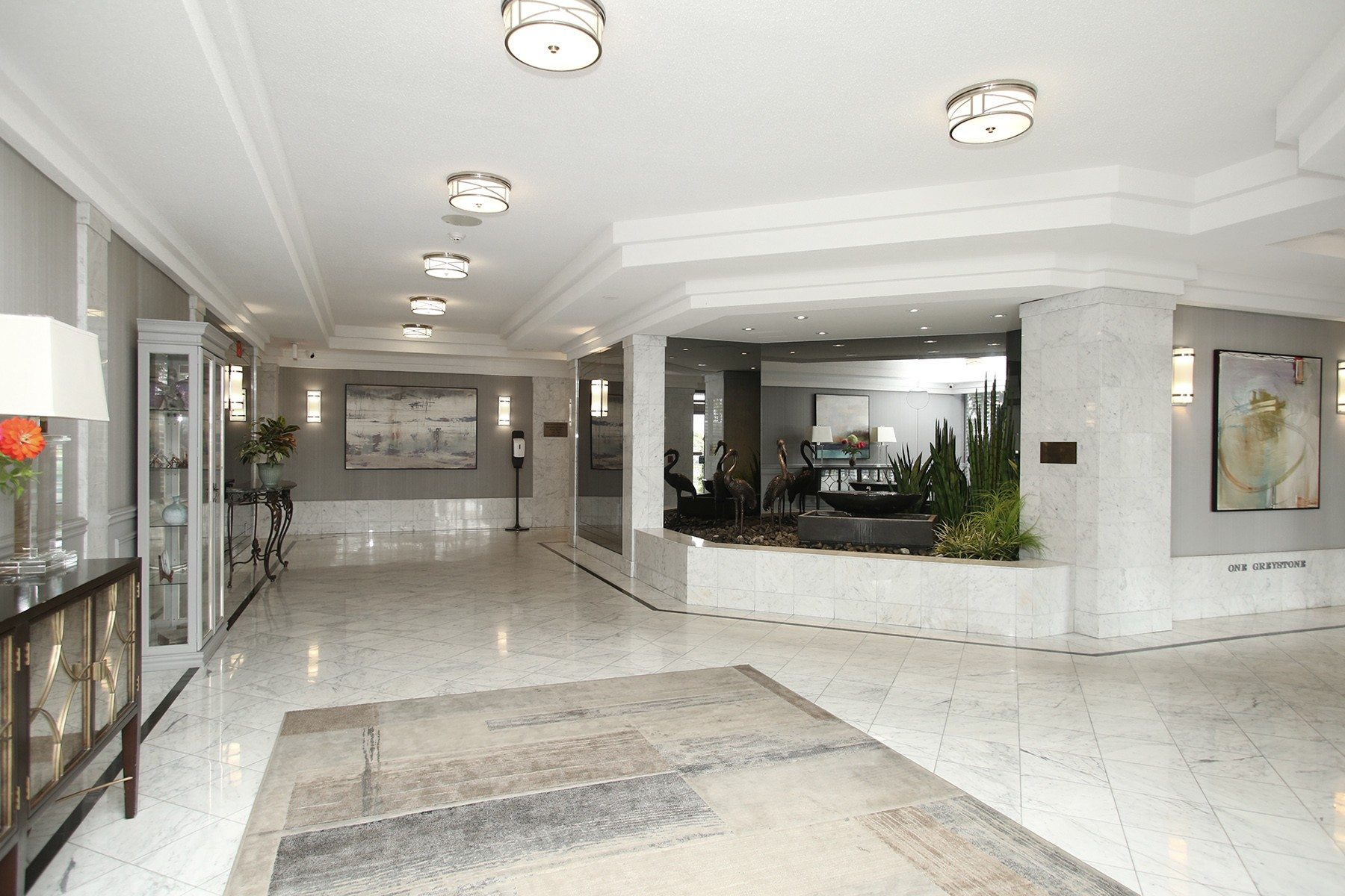 Building - Lobby