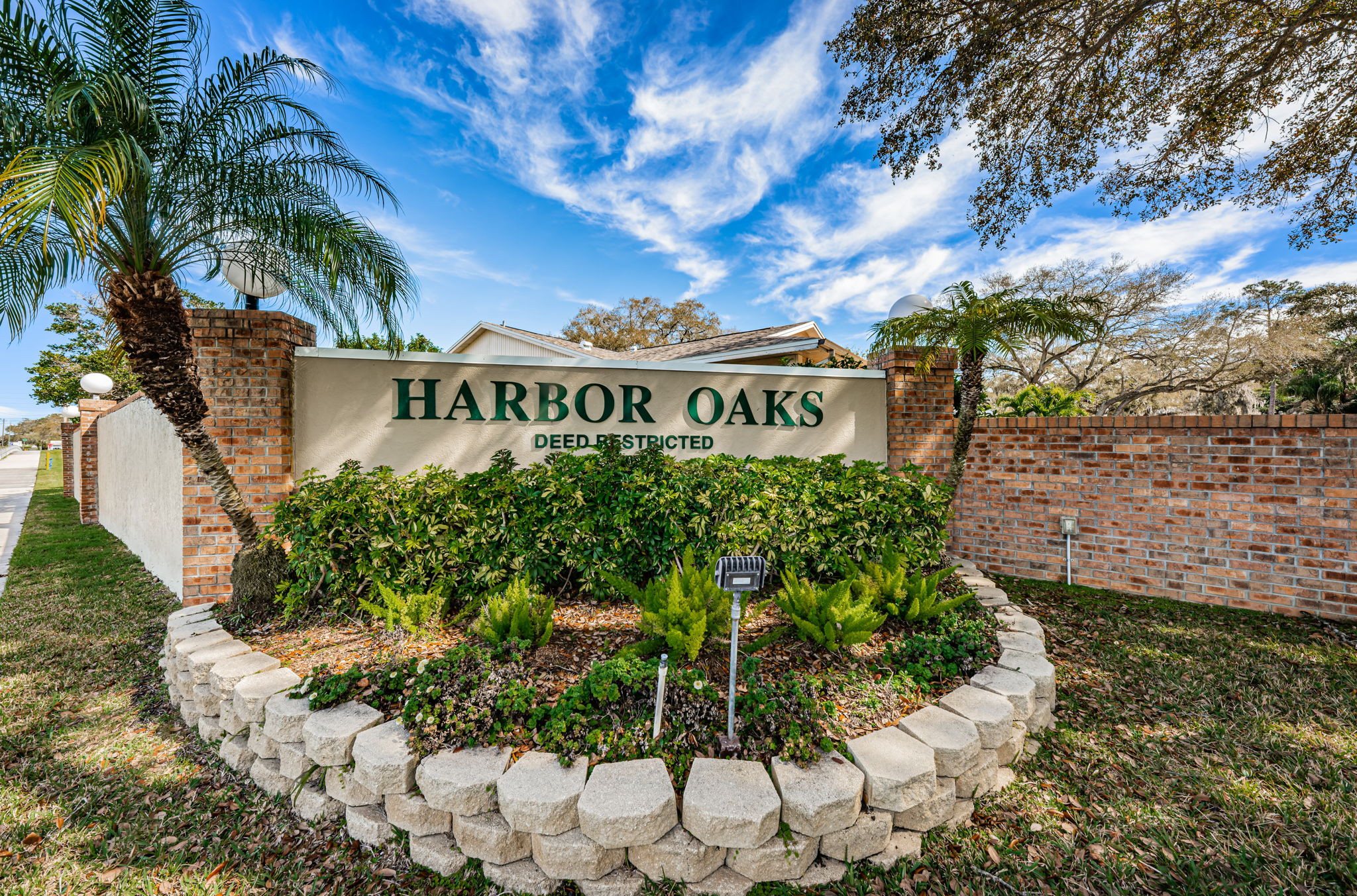 Harbor Oaks1
