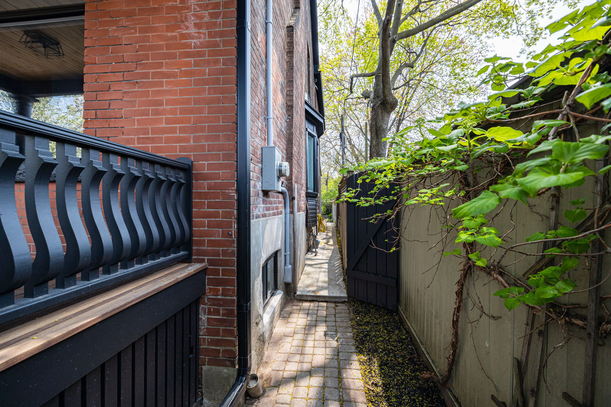 Toronto property showcase — delivered property photograph 5