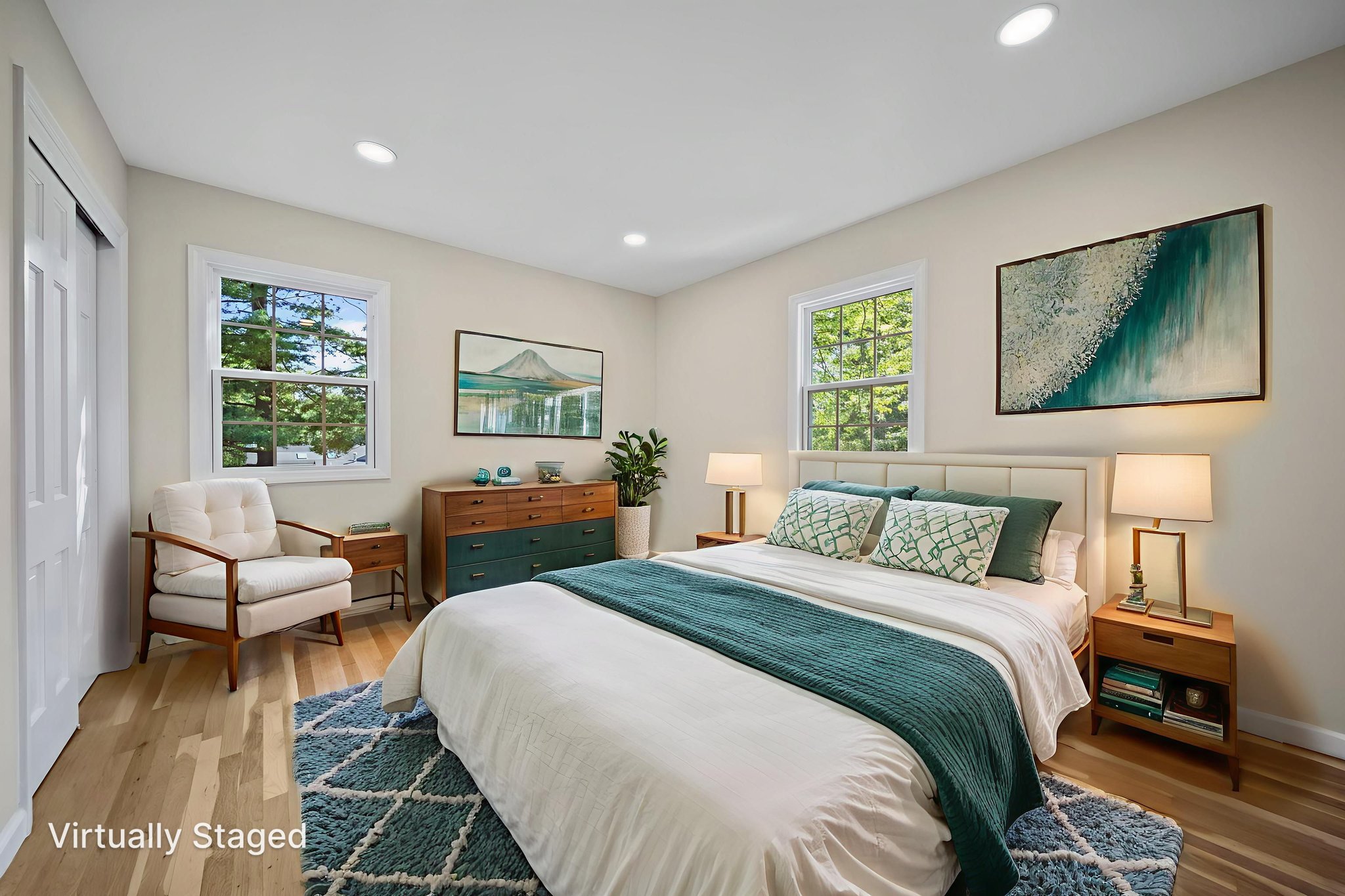 3B4A5585 virtually staged.jpeg