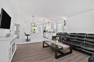  Photo 0