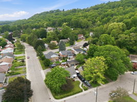  Photo 0
