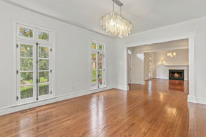 Open Concept - Dining Room to Living Room