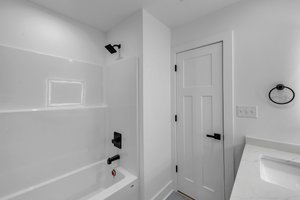  Photo 32