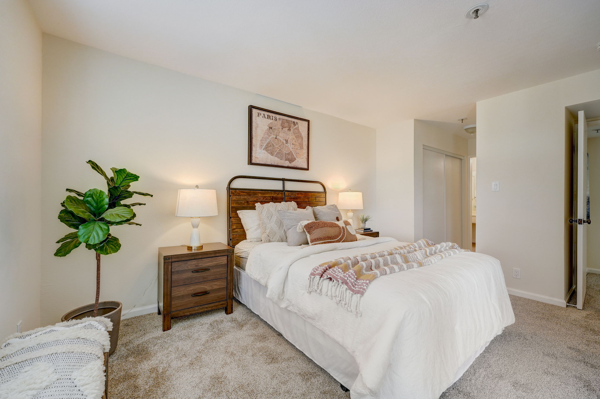 Laurel St-039