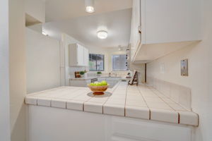 Laurel St-030