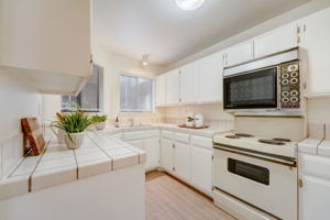 Laurel St-023