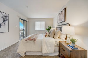 Laurel St-042