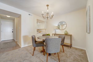 Laurel St-022