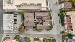 Laurel St-068