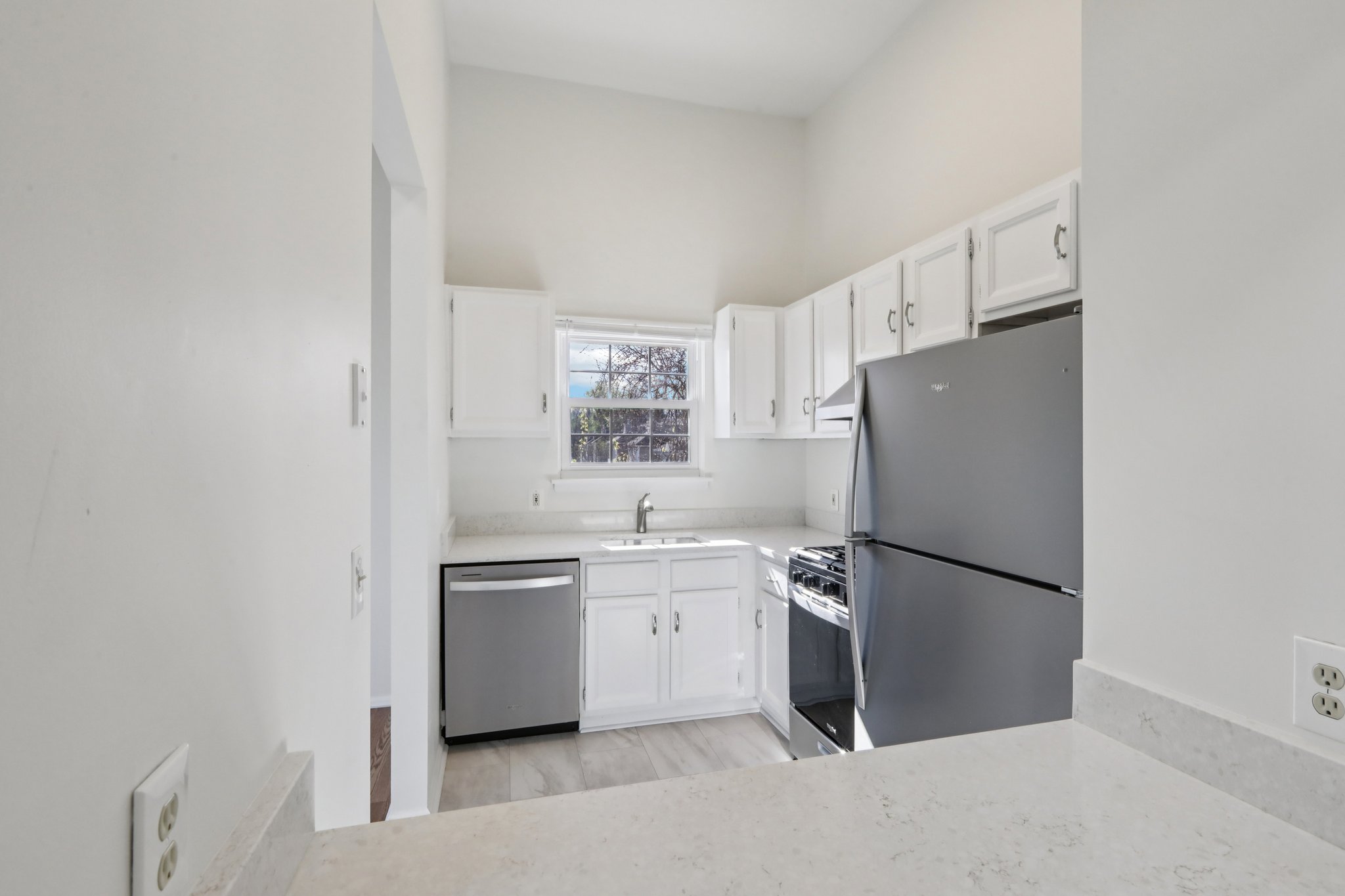 Lexington Hl 5-S1804-025.jpg