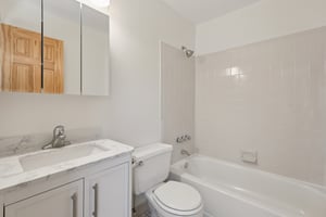 Lexington Hl 5-S1804-033.jpg