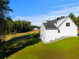 1 Luke's Wy, Plaistow, NH 03865, USA Photo 15