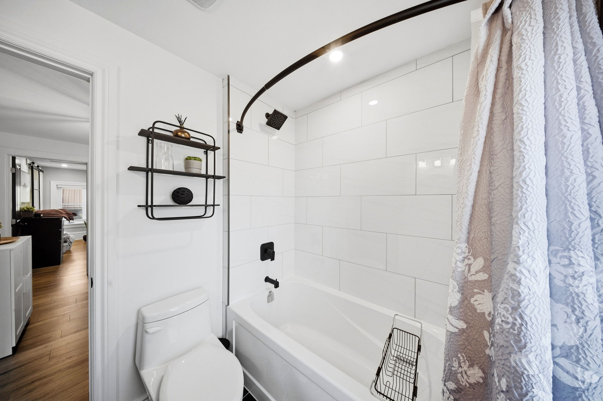  Photo 50