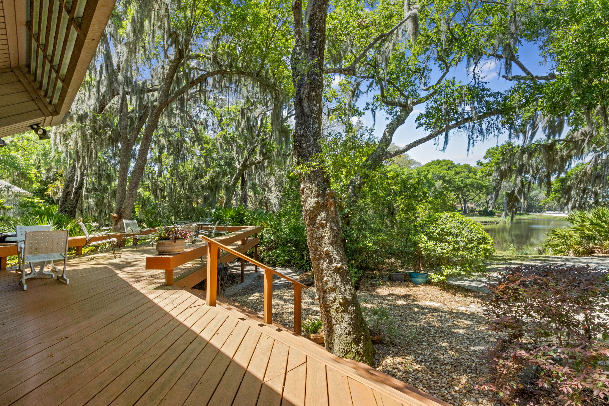Deck
