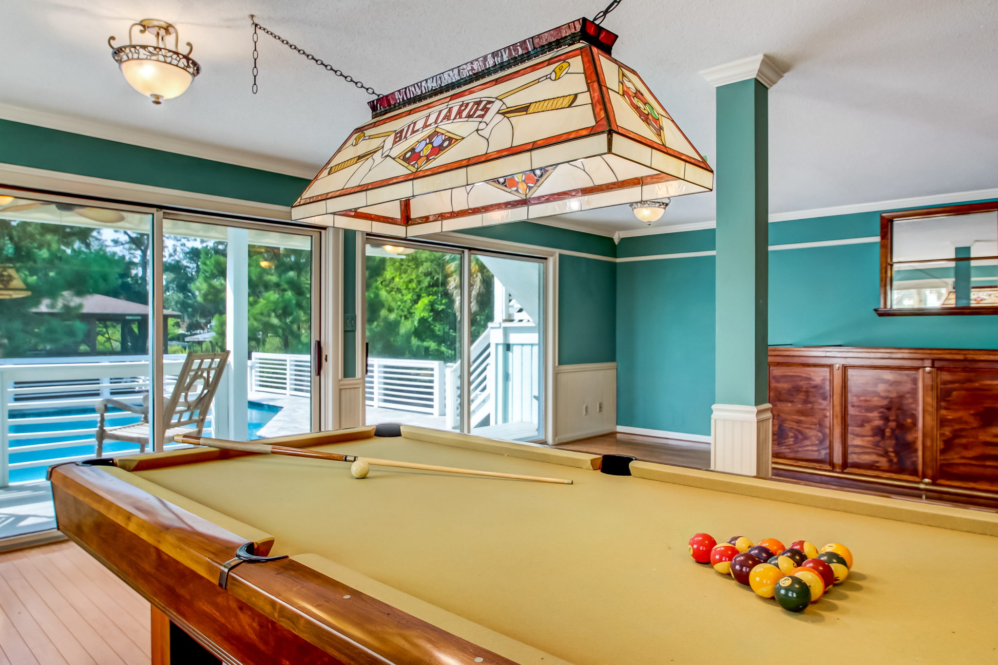 Pub/Game Room