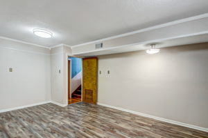 Bonus Room/5th BR/Gym or Office