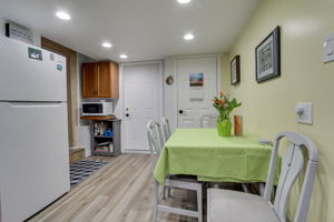  Photo 49