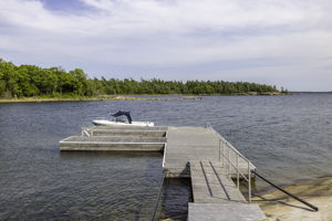  Photo 49