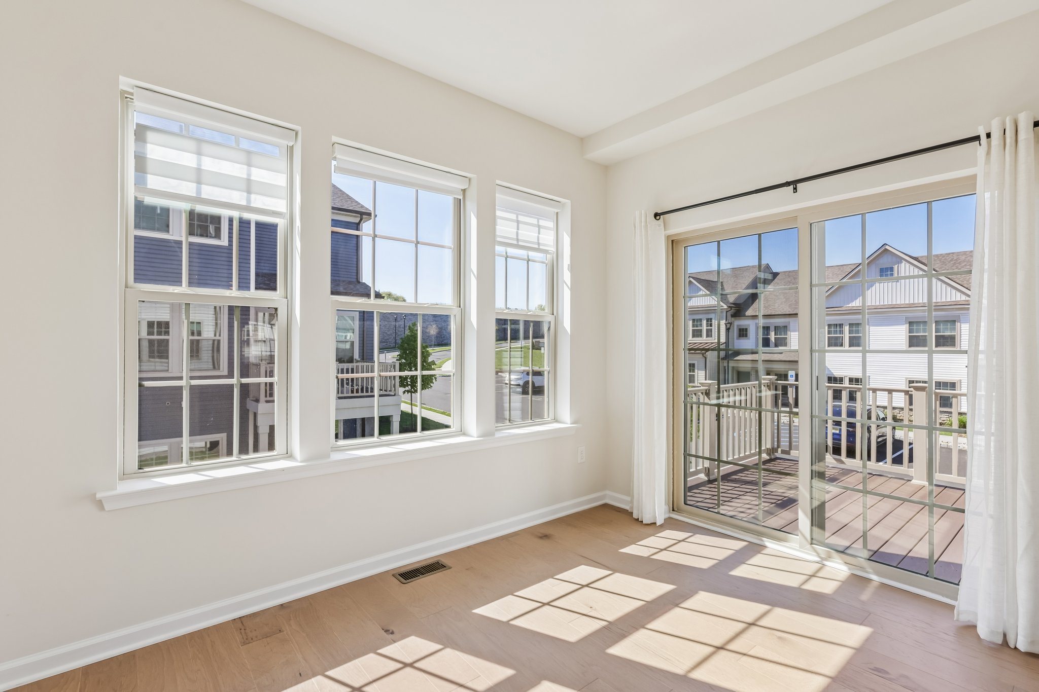 Periwinkle Ln-S0505-019.jpg