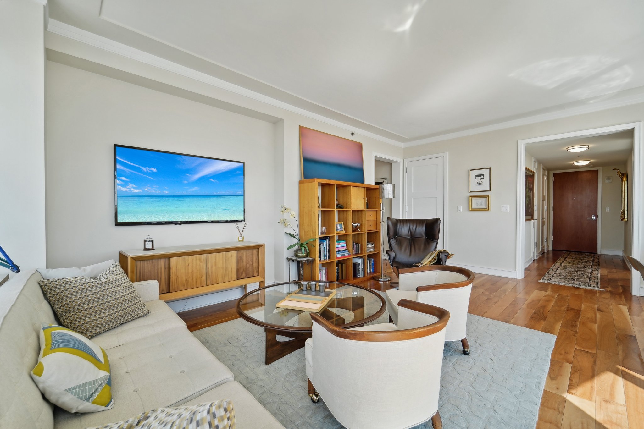 Renaissance Square 24E-004.jpg