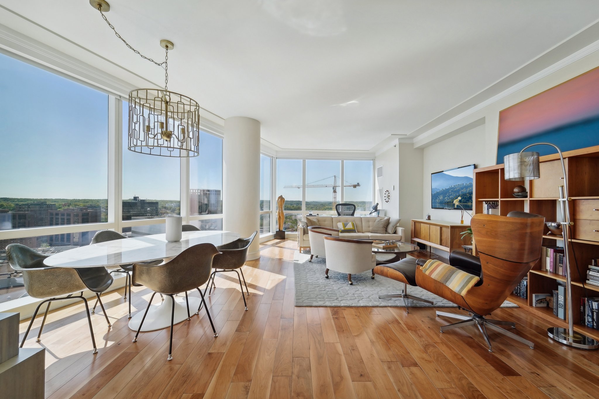 Renaissance Square 24E-007.jpg