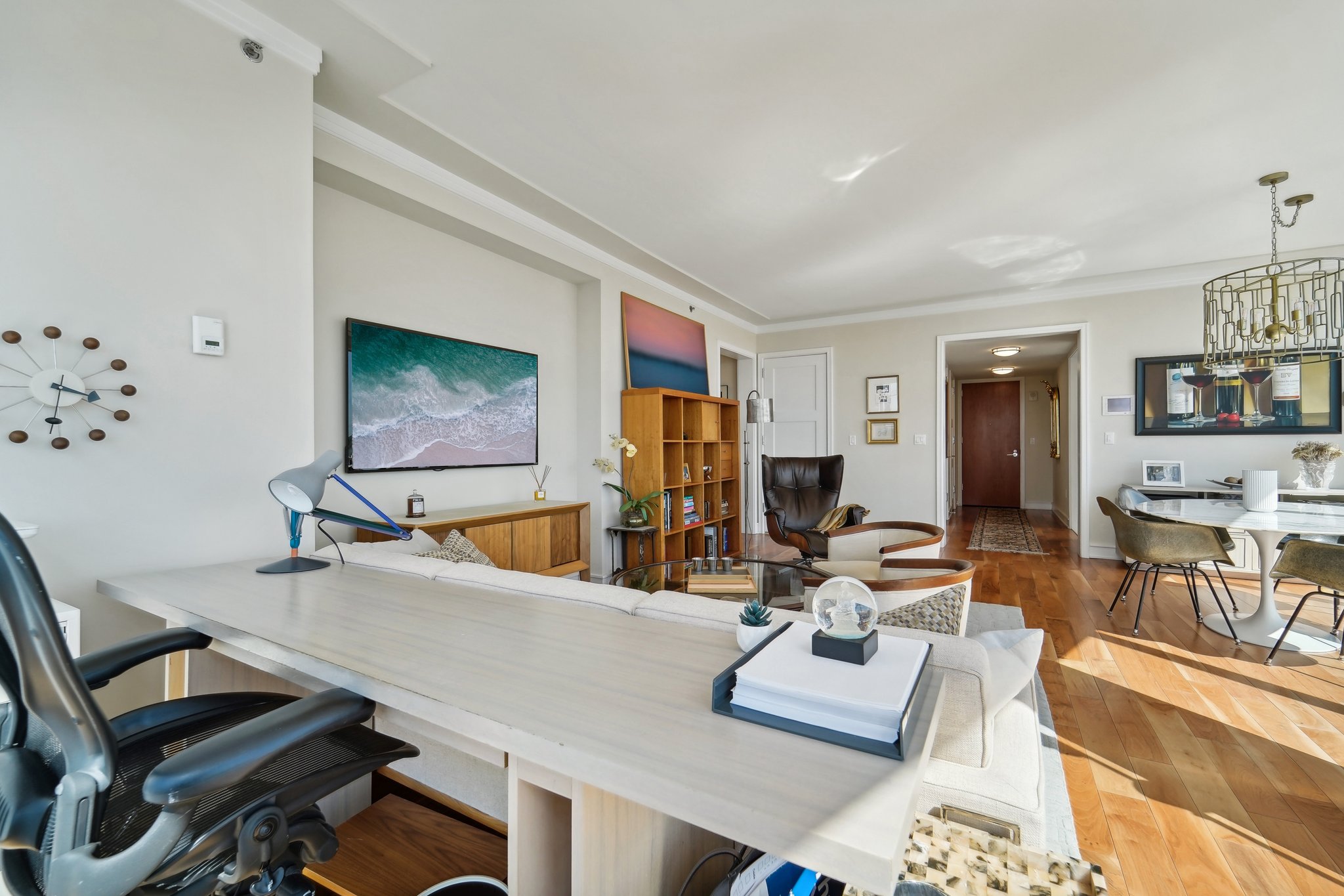 Renaissance Square 24E-009.jpg