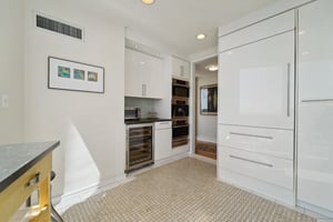 Renaissance Square 24E-015.jpg