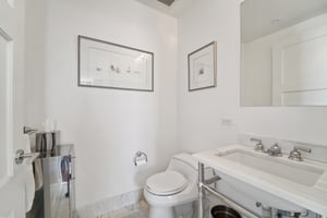 Renaissance Square 24E-016.jpg