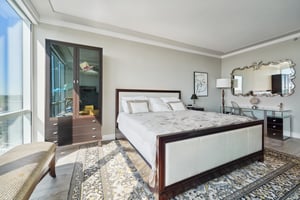 Renaissance Square 24E-027.jpg