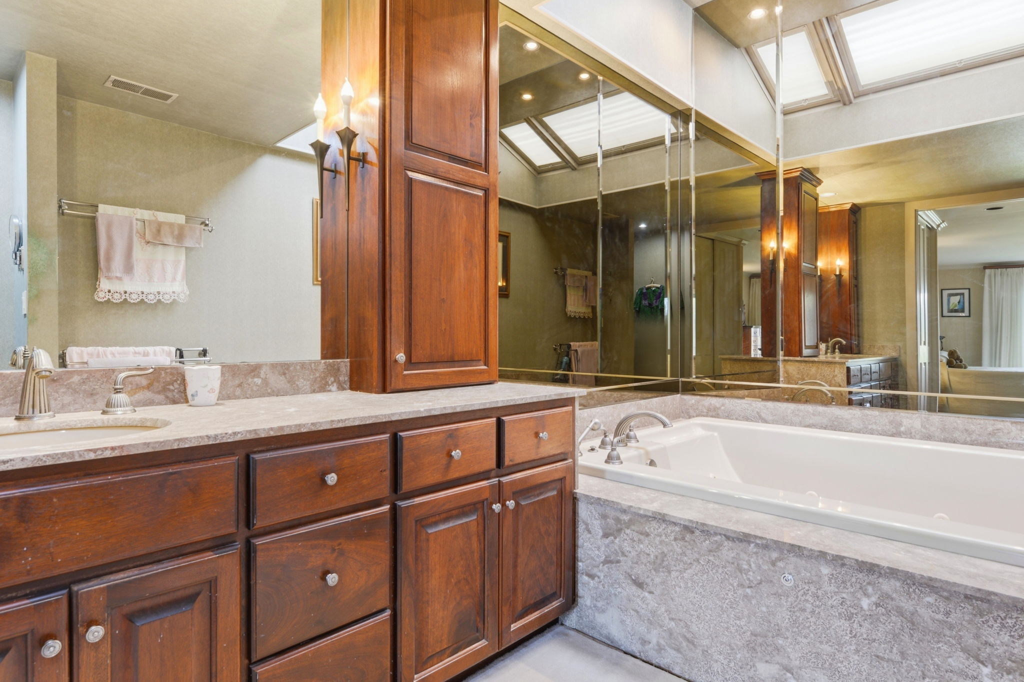 029_F8_1 Rinconada Cir