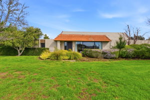 001_F8_1 Rinconada Cir