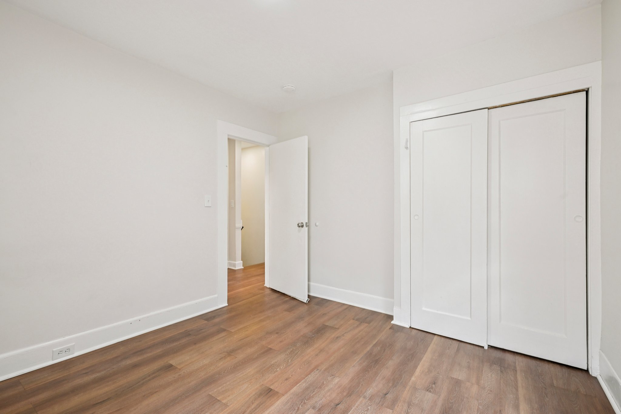 Rockdale Ave-S1504-032.jpg