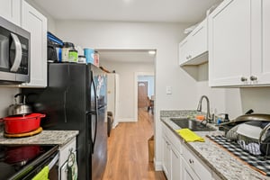 Rockdale Ave-S1504-010.jpg