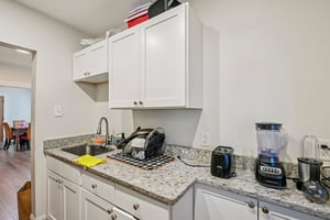 Rockdale Ave-S1504-011.jpg