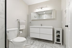  Photo 31