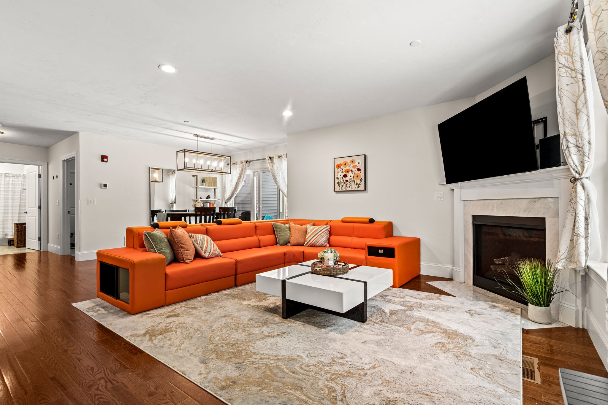 1 Roseland St, Foxborough, MA 02035, USA Photo 3